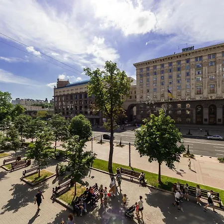 двохкімнатна з терасою по вул хрещатик 21 Апартаменти Київ